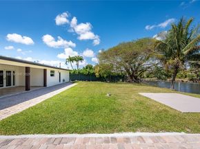 9361 SW 16th St, Miami FL 33165