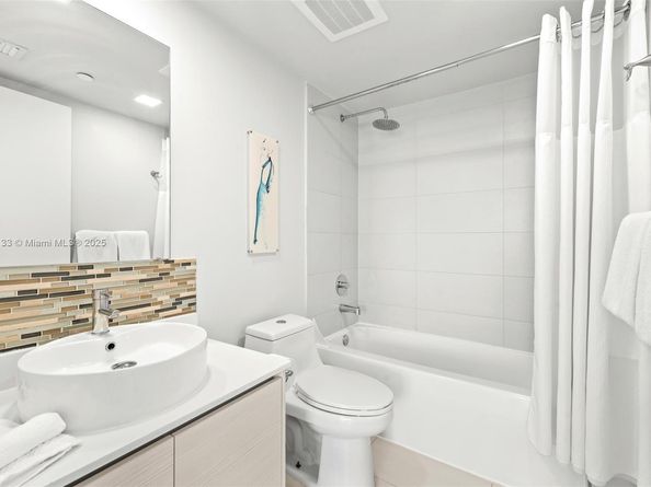 2600 E Hallandale Beach Blvd T1001, Hallandale Beach FL 33009