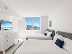 2600 E Hallandale Beach Blvd T1001, Hallandale Beach FL 33009