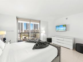 2600 E Hallandale Beach Blvd T1001, Hallandale Beach FL 33009