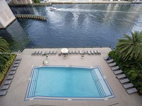 2600 E Hallandale Beach Blvd T1001, Hallandale Beach FL 33009