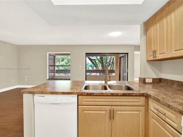 9255 SW 125th Ave 310R, Miami FL 33186