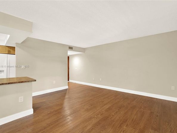 9255 SW 125th Ave 310R, Miami FL 33186