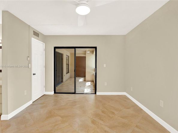 9255 SW 125th Ave 310R, Miami FL 33186