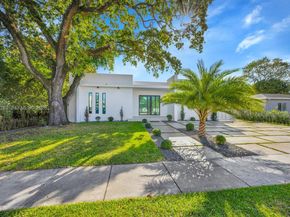 472 S Royal Poinciana Blvd, Miami Springs FL 33166