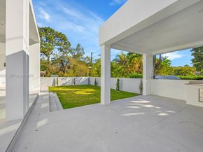 472 S Royal Poinciana Blvd, Miami Springs FL 33166