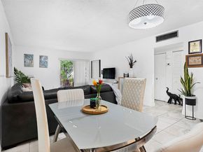 1850 W 56th St 2207, Hialeah FL 33012