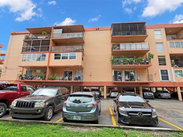 1850 W 56th St 2207, Hialeah FL 33012