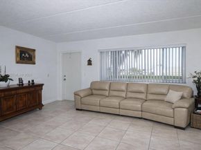 400 W Village Green Cir W 216, Palm Springs FL 33461