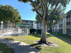 400 W Village Green Cir W 216, Palm Springs FL 33461