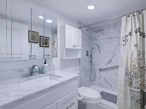 400 W Village Green Cir W 216, Palm Springs FL 33461