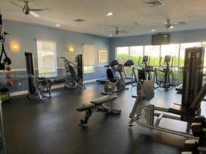 11700 SW 2nd St 13305, Pembroke Pines FL 33025