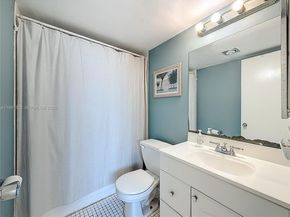 400 SE 10th St 218, Deerfield Beach FL 33441