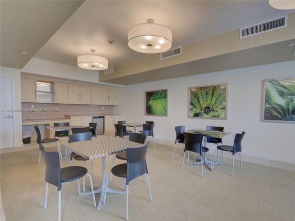 3000 Coral Way 715, Miami FL 33145