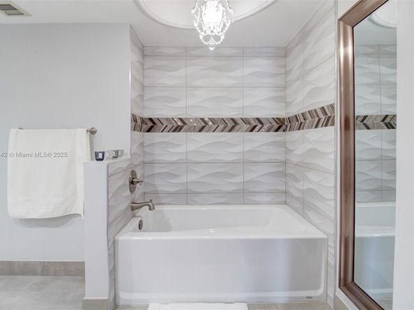 1865 S Ocean Dr 4H, Hallandale Beach FL 33009