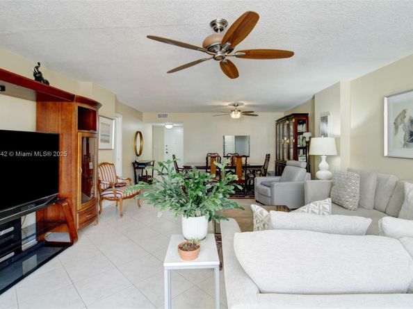 1865 S Ocean Dr 4H, Hallandale Beach FL 33009