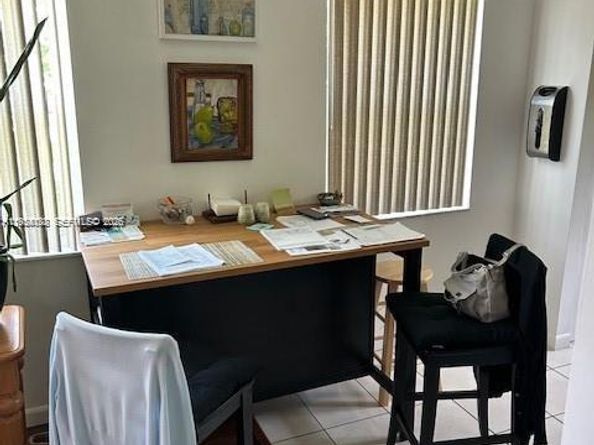 9841 Sunrise Lakes Blvd 310, Sunrise FL 33322