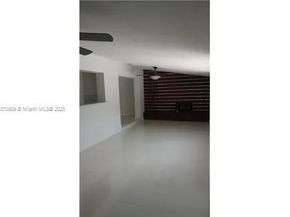 18730 NW 8th Ave, Miami Gardens FL 33169