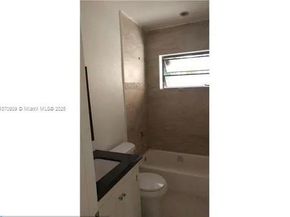 18730 NW 8th Ave, Miami Gardens FL 33169