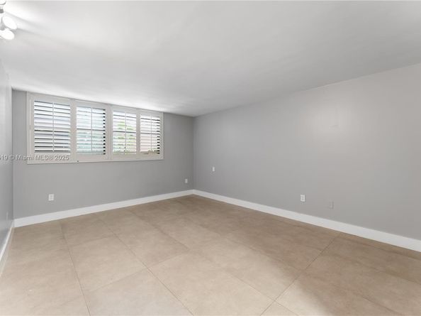 55 Ocean Lane Dr 1031, Key Biscayne FL 33149