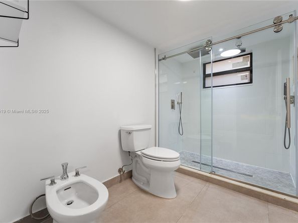 55 Ocean Lane Dr 1031, Key Biscayne FL 33149