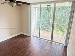 9461 Evergreen Pl 305, Davie FL 33324