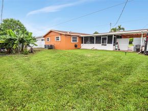 115 NE 213th St, Miami Gardens FL 33179