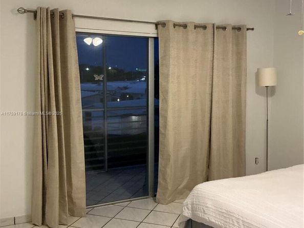 2309 Park Ln 304, Hollywood FL 33021