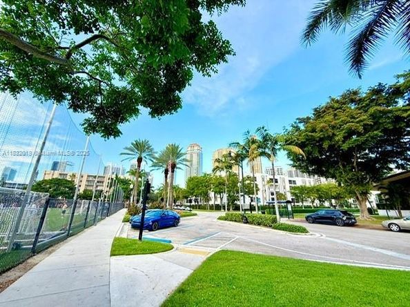 200 178th Dr 409, Sunny Isles Beach FL 33160