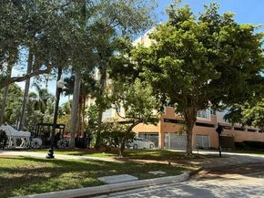 200 178th Dr 409, Sunny Isles Beach FL 33160