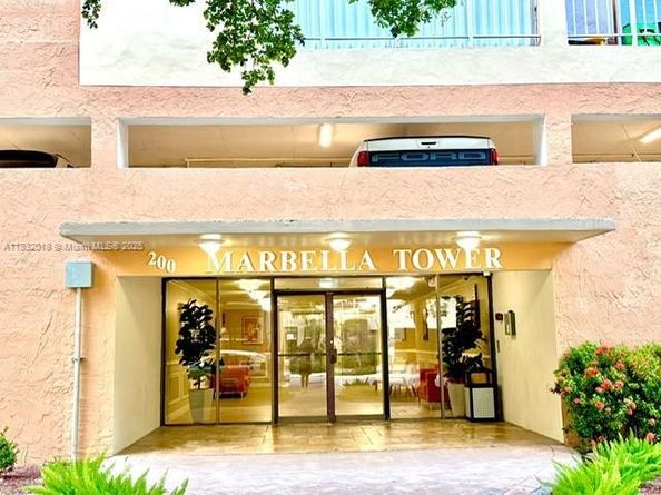 200 178th Dr 409, Sunny Isles Beach FL 33160
