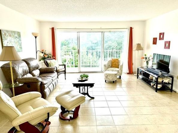 200 178th Dr 409, Sunny Isles Beach FL 33160