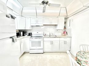 200 178th Dr 409, Sunny Isles Beach FL 33160