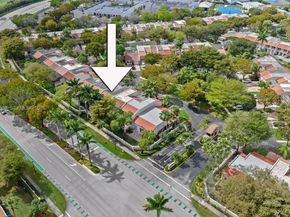 10252 NW 52nd Ter, Doral FL 33178