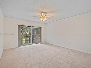 10252 NW 52nd Ter, Doral FL 33178