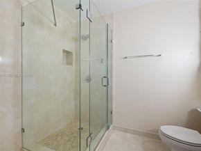 10252 NW 52nd Ter, Doral FL 33178