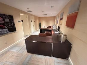 950 Brickell Bay Dr 3610, Miami FL 33131