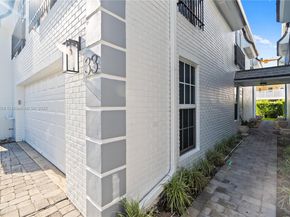 1194 Hillsboro Mile 33, Hillsboro Beach FL 33062