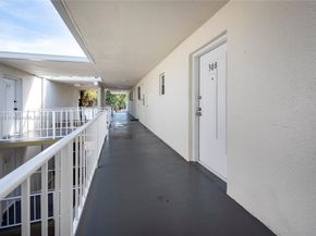 4235 N University Dr 308, Sunrise FL 33351