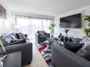 4235 N University Dr 308, Sunrise FL 33351