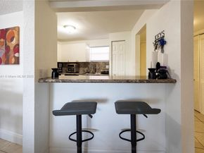 4235 N University Dr 308, Sunrise FL 33351