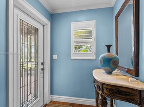 5670 NE 21st Dr, Fort Lauderdale FL 33308