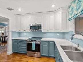 5670 NE 21st Dr, Fort Lauderdale FL 33308