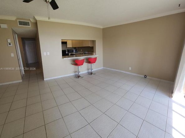 203 Liberty Ct 203, Deerfield Beach FL 33442