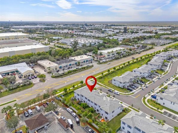 4613 NW 118th Ave 4613, Coral Springs FL 33076