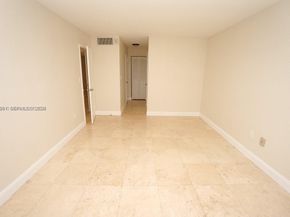 1228 West Ave 513, Miami Beach FL 33139