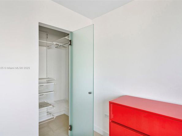 7135 Collins Ave 733, Miami Beach FL 33141