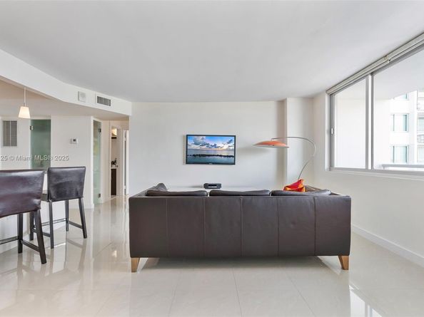 7135 Collins Ave 733, Miami Beach FL 33141