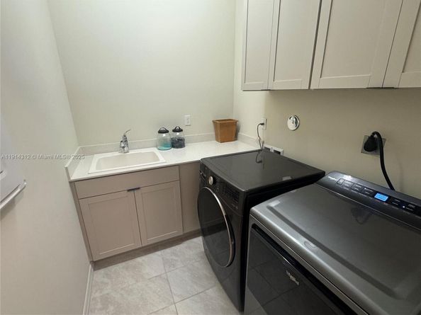 2162 Appleton Cir N, Oakland Park FL 33309