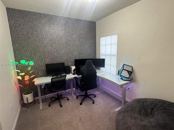 2162 Appleton Cir N, Oakland Park FL 33309